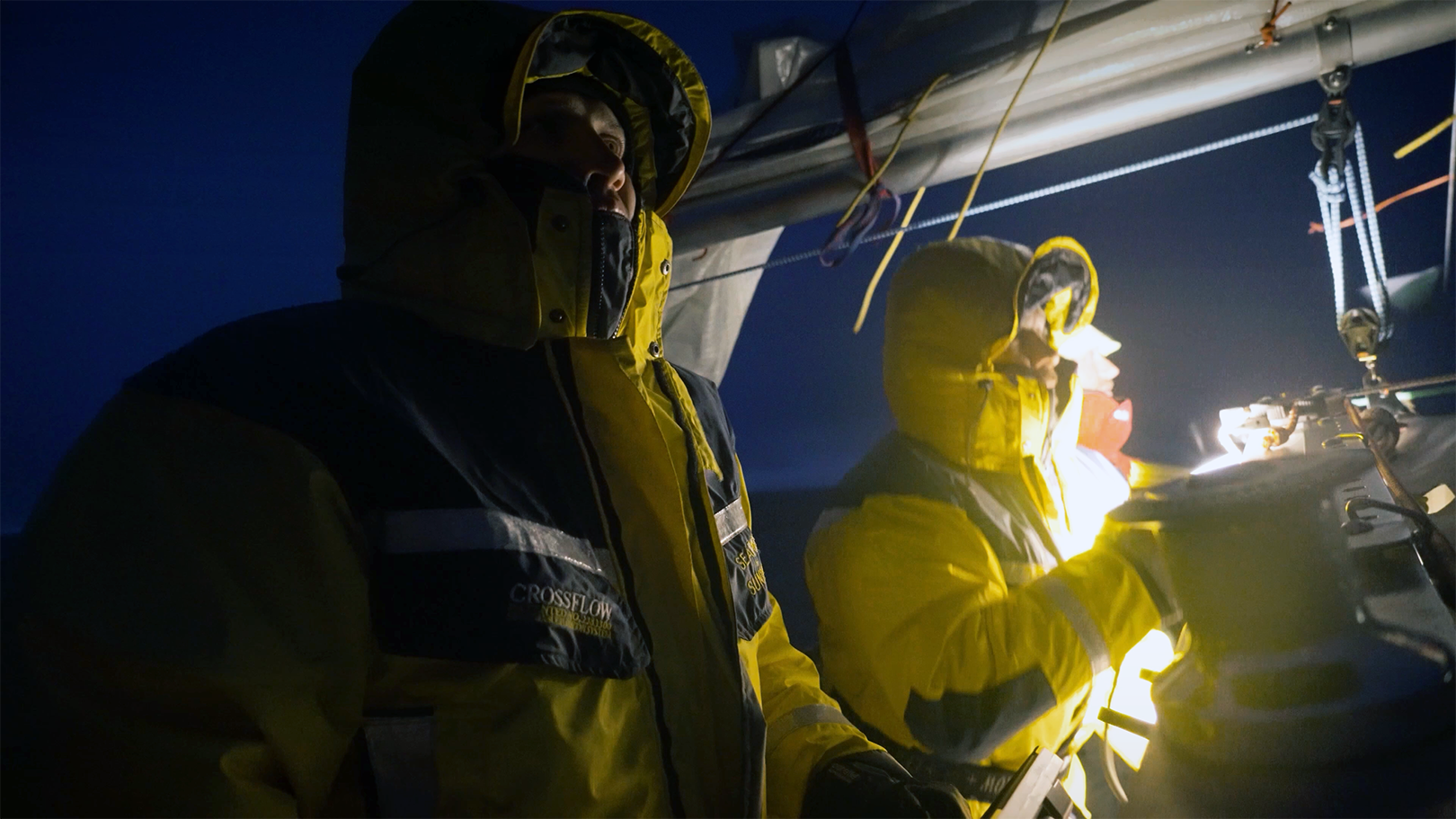 111 ДНЕЙ ЗА КОРМОЙ 4К.00_14_27_00.Still001.png