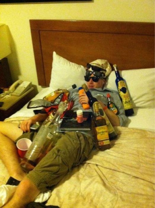 1504000483_drunk_drinking_23.jpg