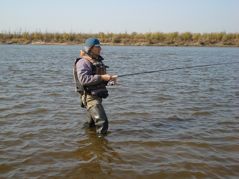 2. в ожидании поклевки.jpg