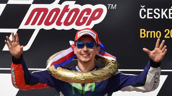 2015-race-11-02_gal_col_tcm224-619986.jpg