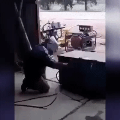 55B65619-D733-4502-AD42-FBCFE75A9FFF.gif