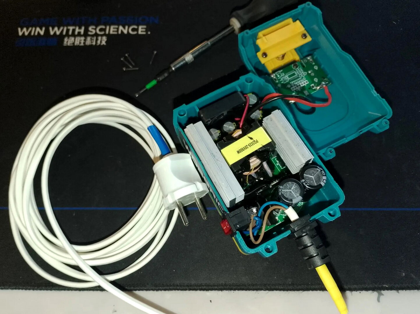 abb617a4-ce8e-45fd-824e-d8e9582bbc5e.jpg