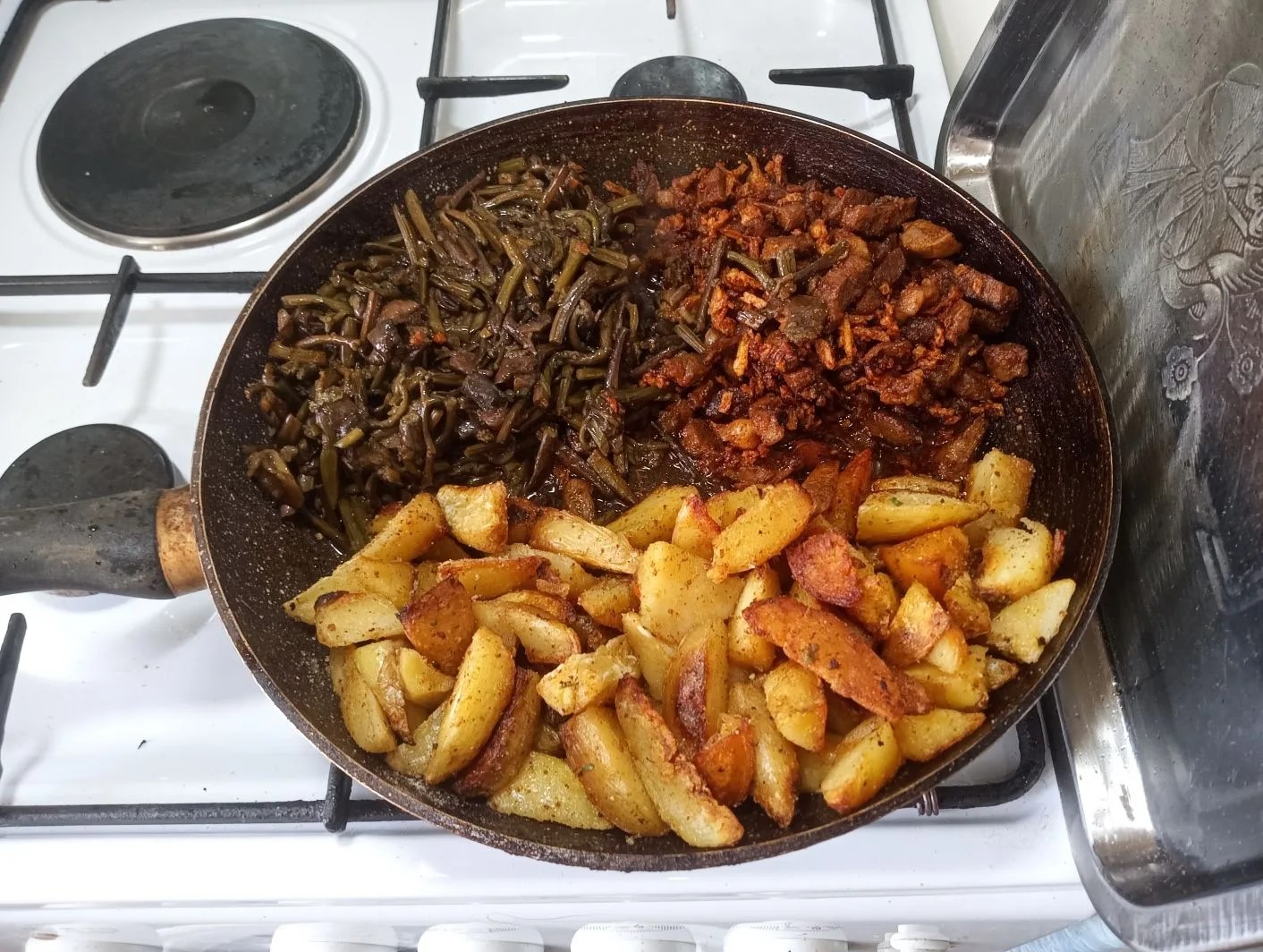 ae47fd5f-f697-4d94-a4d2-6abd3b05d5d2.jpg
