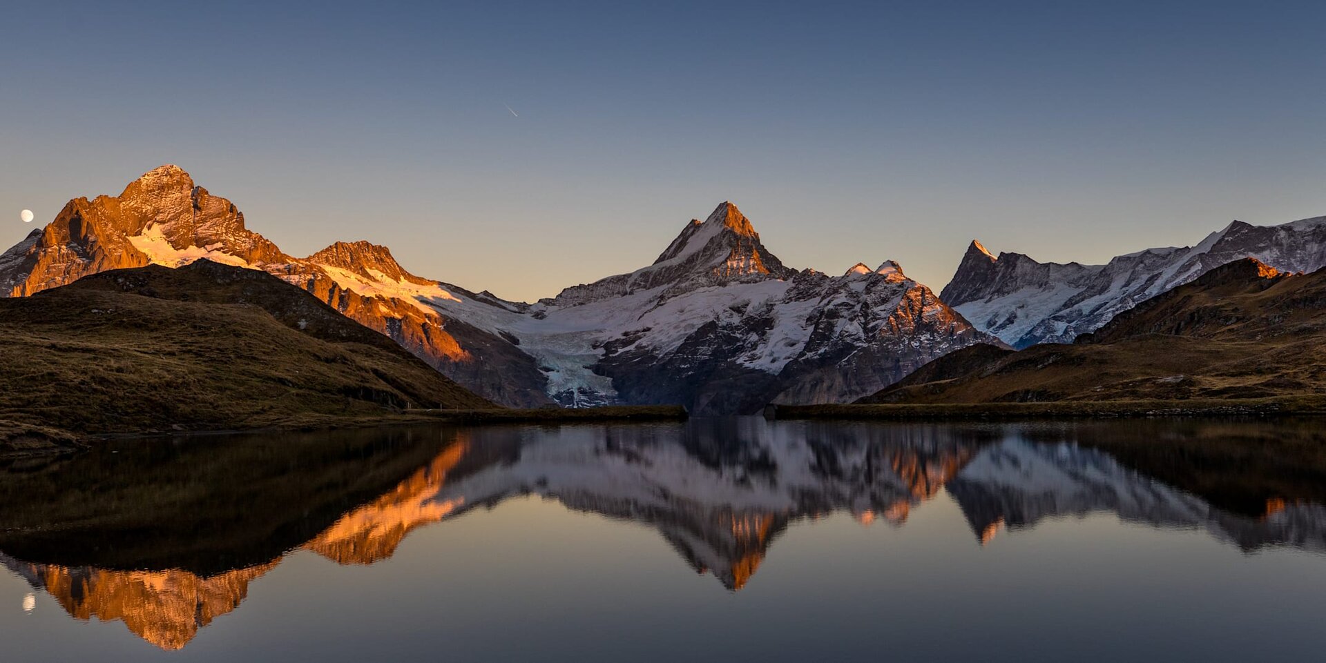 Bachalpsee-Sommer-Wetterhorn-Schreckhorn-Abendstimmung.jpg