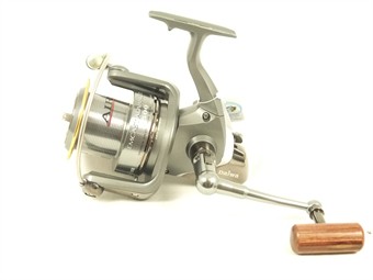 daiwa-emcast-advanced-50005500-reel-p2678-01.jpg