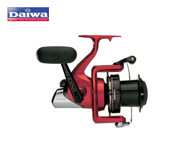 daiwa_emcast_sport_spin_makina_ecs4500_1.jpg