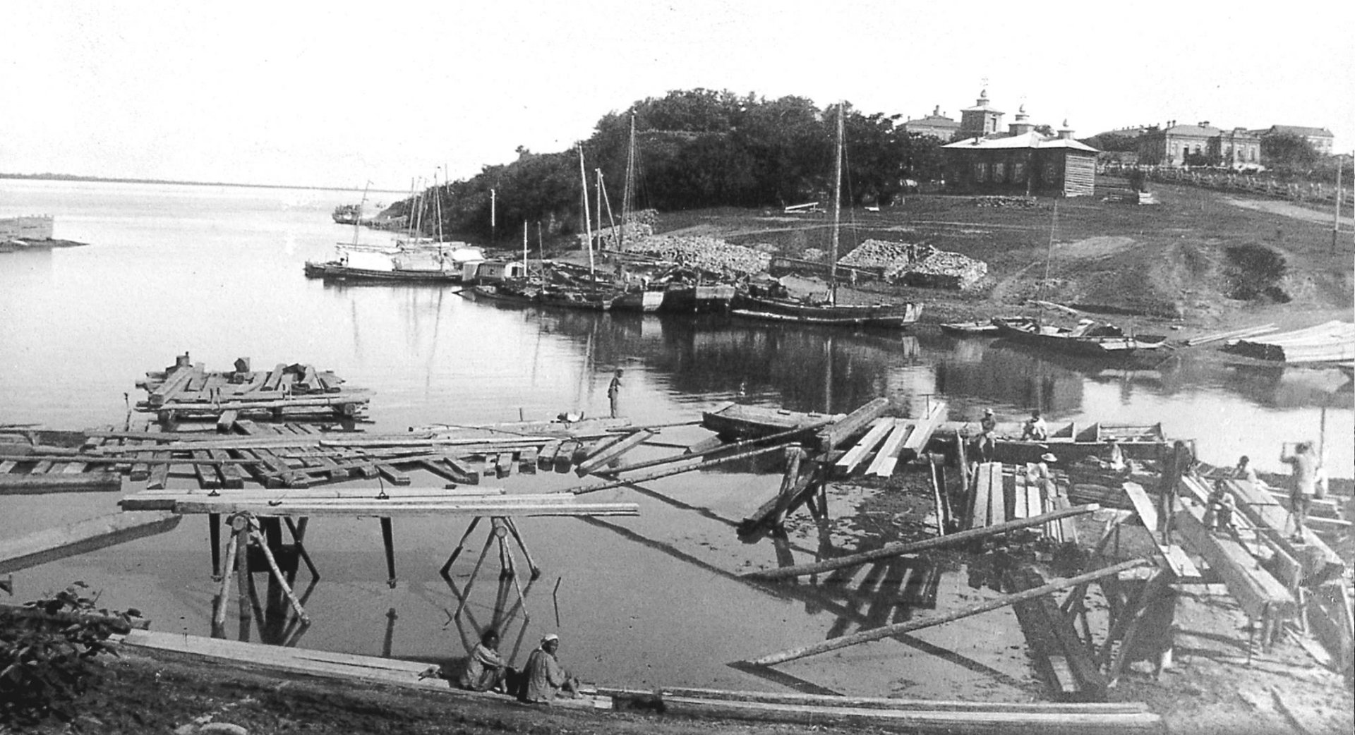 Деревянная Иннокентьевская церковь.jpg