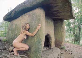 dolmen_2.jpg