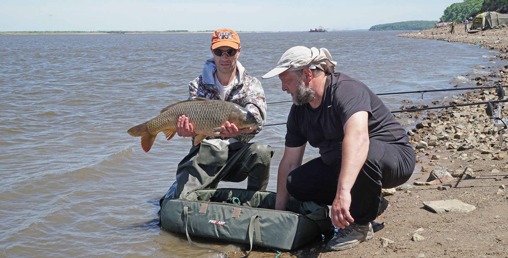 DSC01579_2100.jpg