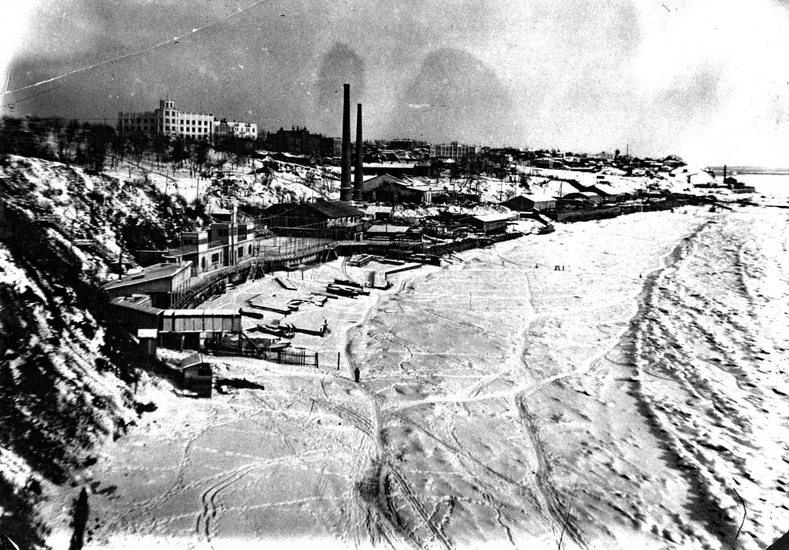 Электростанция 2 трубы.jpg