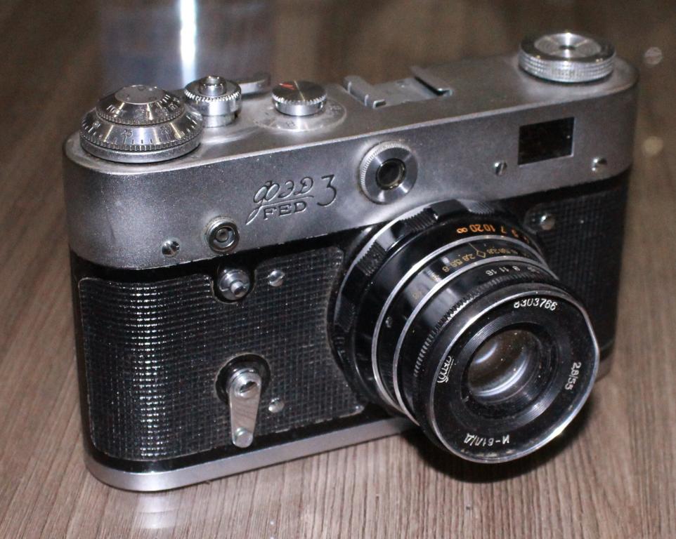 fotoapparat_fed_3_obektiv_i_61_l_d.jpg