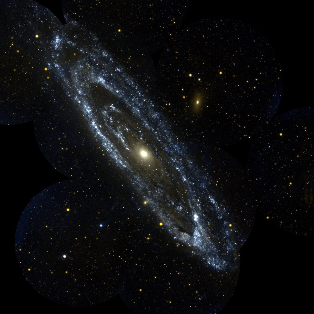 Галактика Андромеды вид со спутника GALEX - копия.jpg