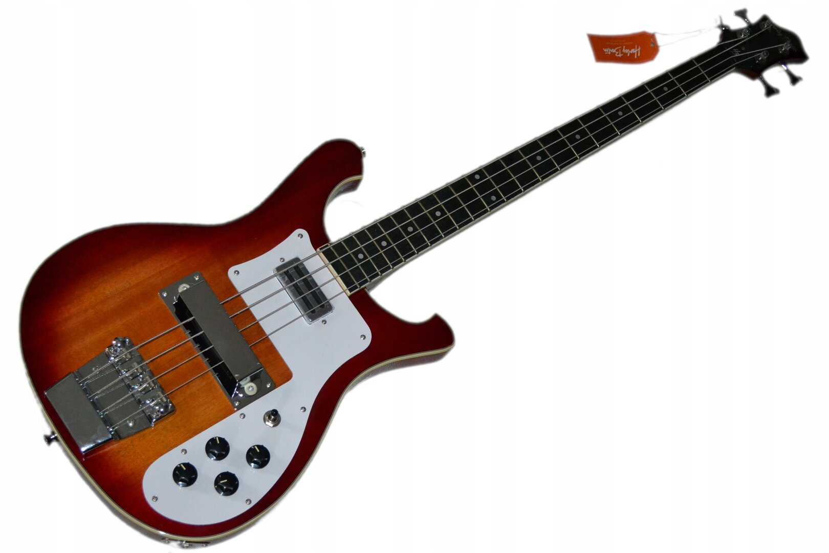 HARLEY-BENTON-RB-414-CS-nowa-gitara-basowa-rickenbacker-ustawiona-lutniczo.jpg