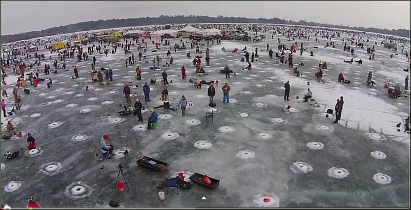 ice-fishing-minnesota.jpg