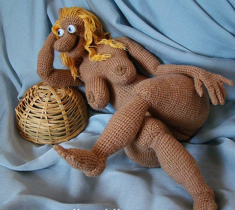 image3EDMUBIO.jpg