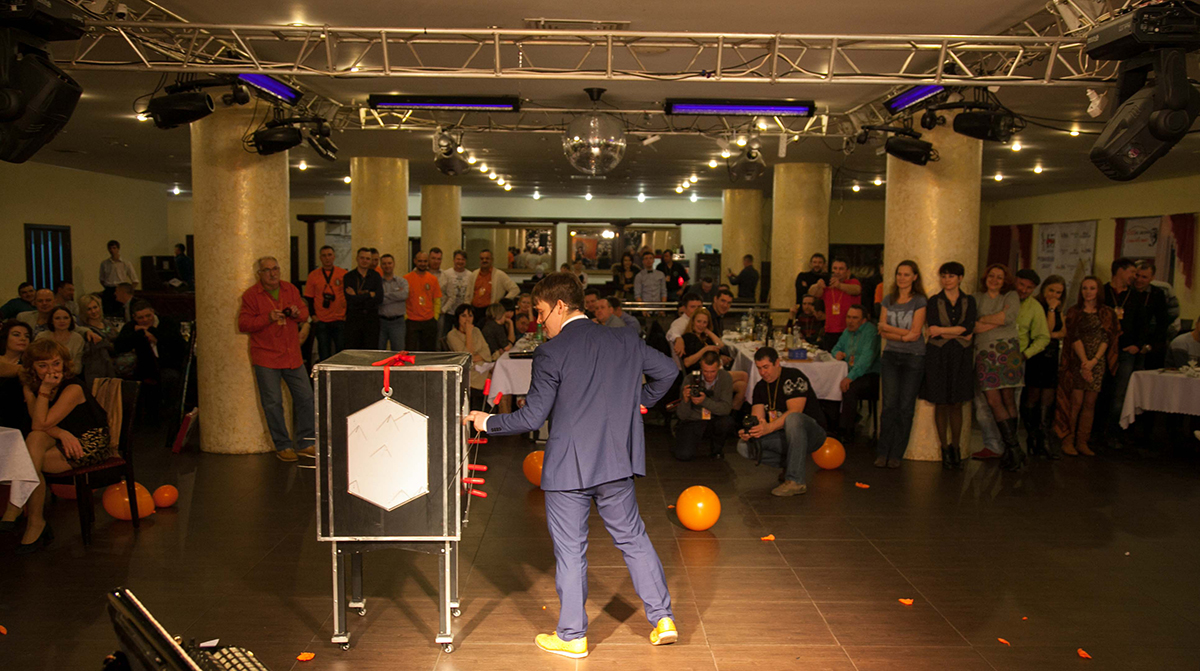 IMG_4085_1200.jpg
