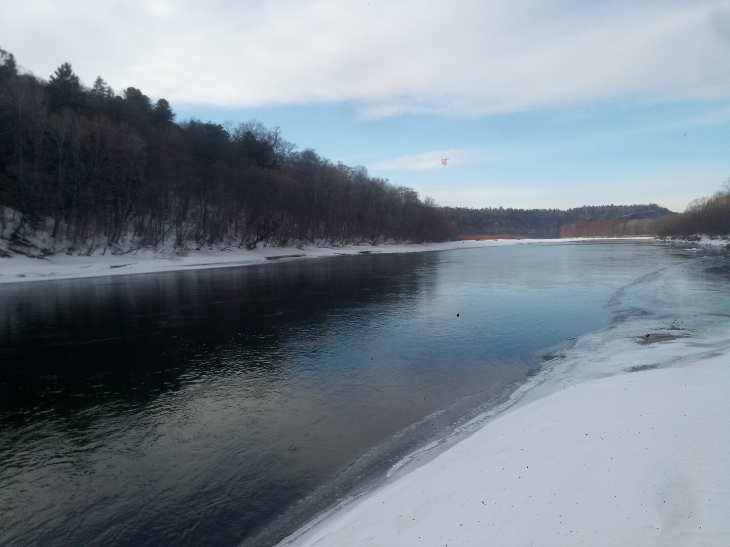 P21222-133547[1].jpg