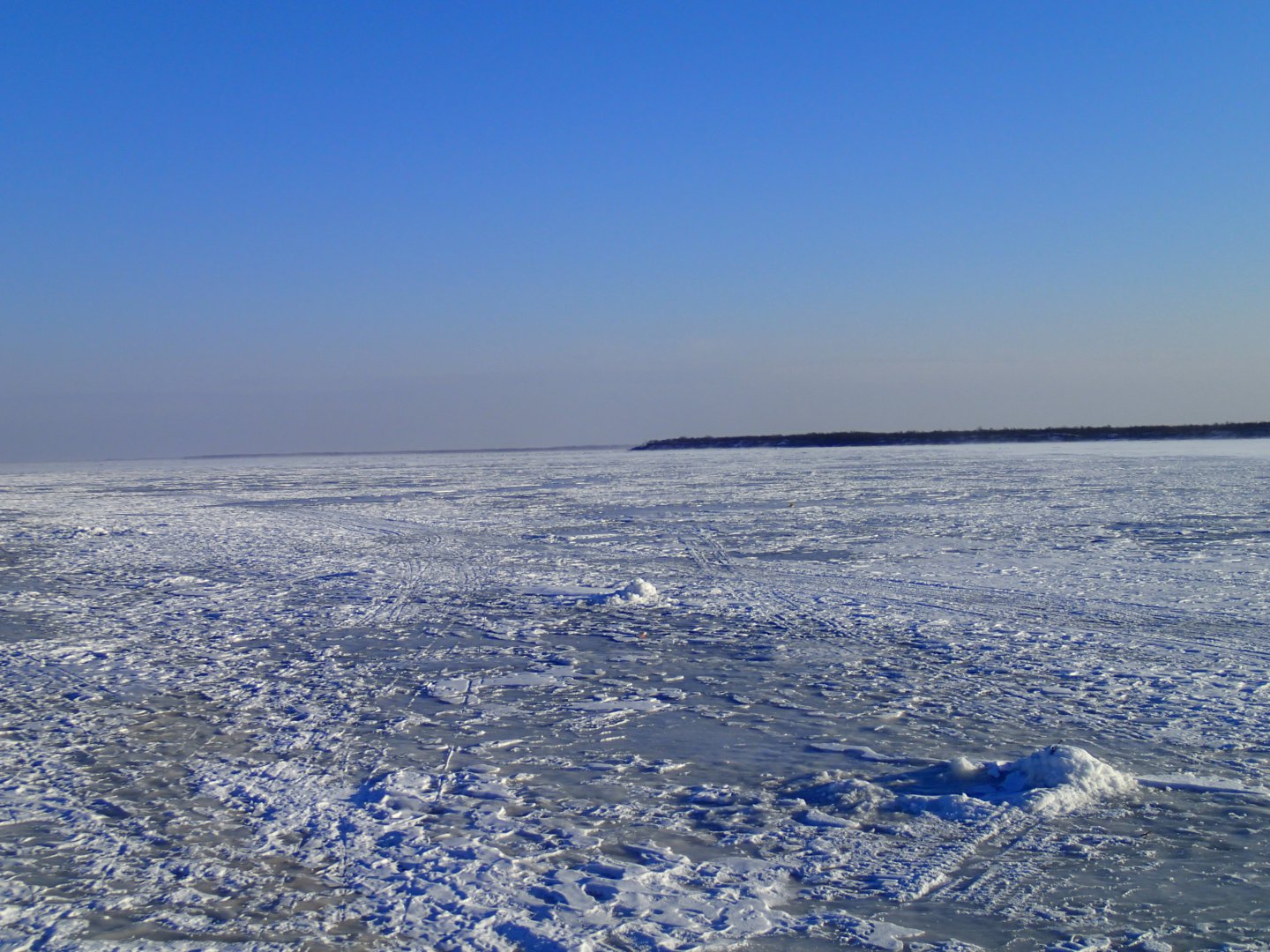 река амур зимой