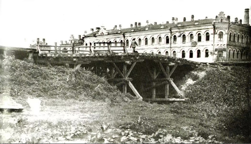 Плюснинка. Мост. 1923.jpg