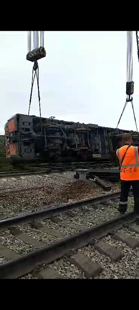 Screenshot_20230716-211456_Video Player.jpg