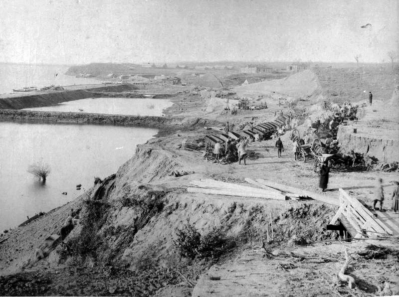 Строительство речного порта возможно Э. Нино.jpg