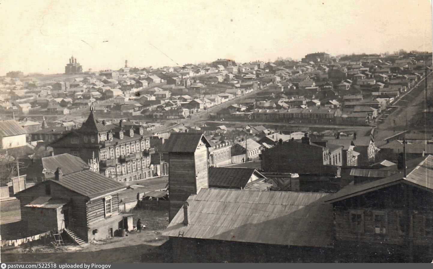 Вид с пожарной каланчи полицейского управления на Артиллерийскую гору.jpg