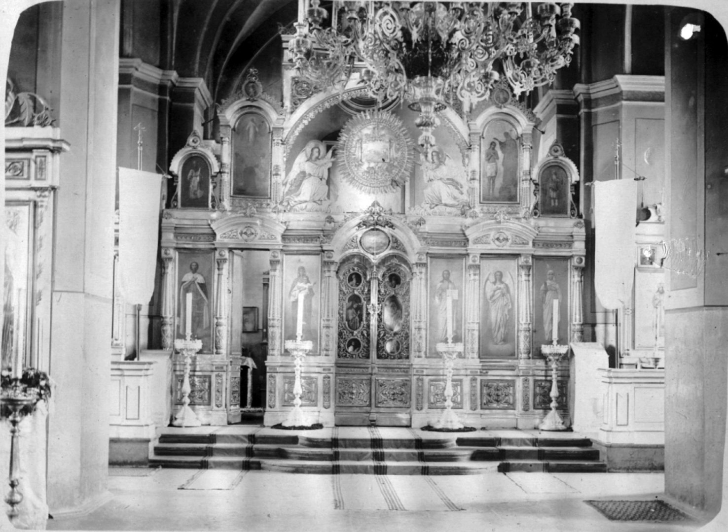 Внутренний вид Собора.jpg