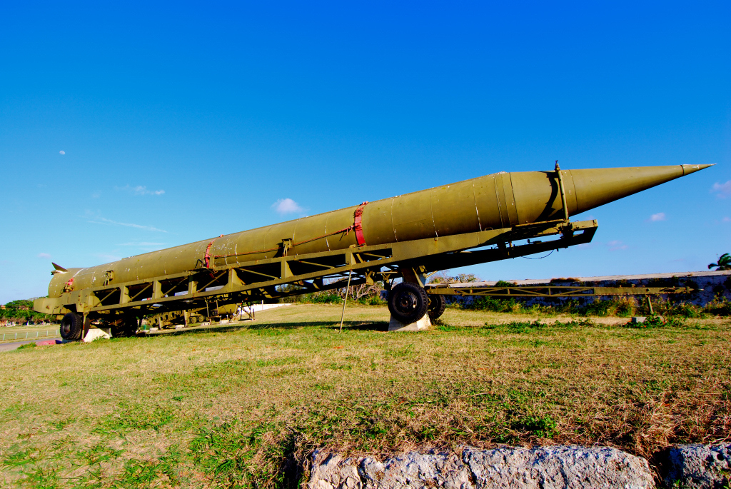 Ракета ру по русскому 4. Р-12 баллистическая ракета. Баллистическая ракета средней дальности р-12 (. Ракетный комплекс р12 Двина. Ракетный комплекс р-12 (8к63, SS-4, Sandal).